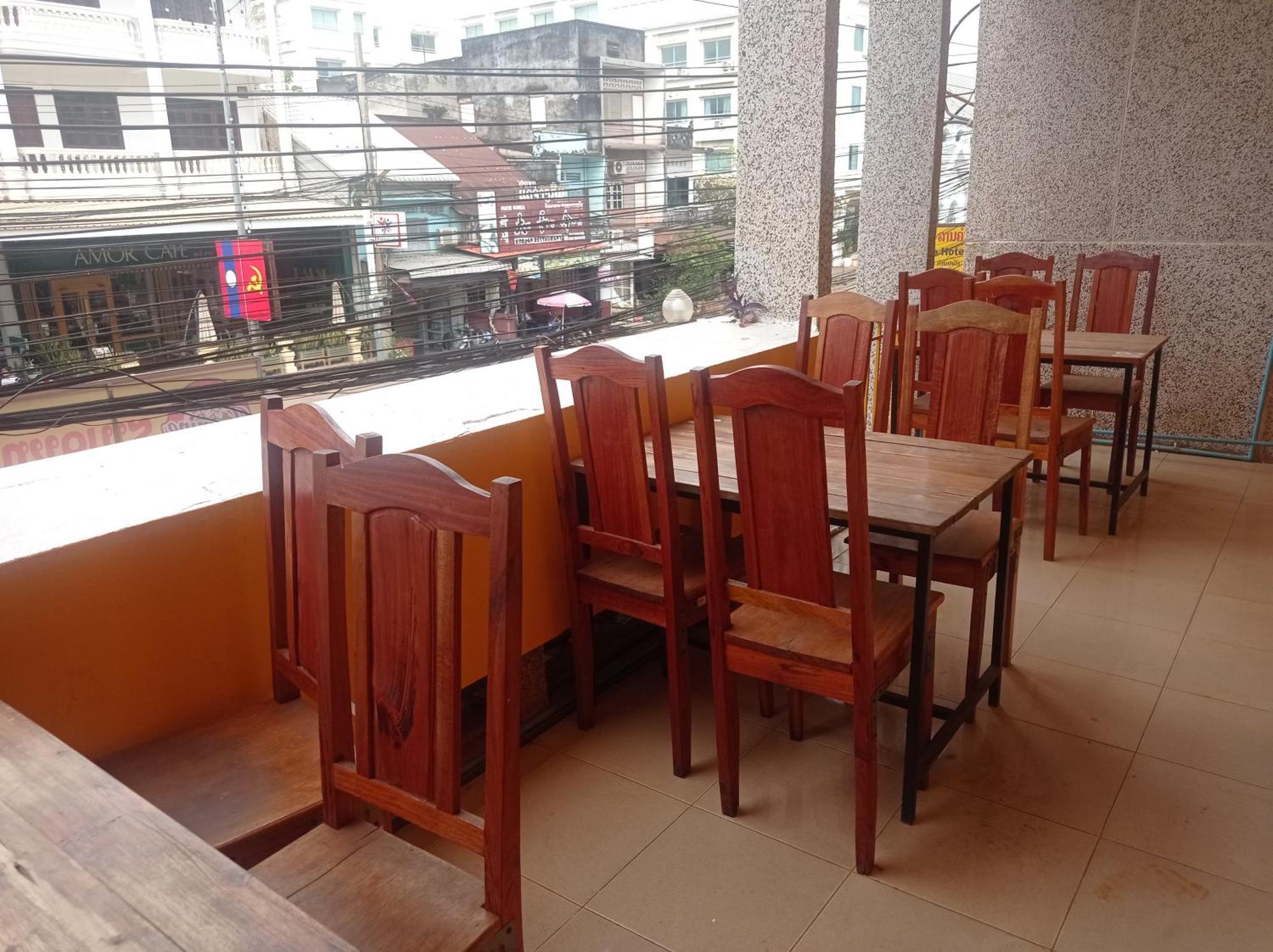 Jasmine Hostel & Guesthouse Pakse Bagian luar foto
